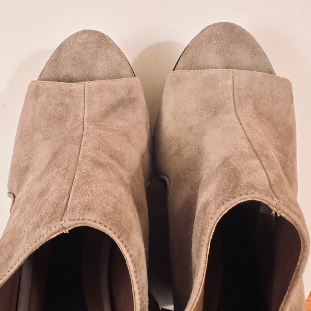 40 Marni Suede & Wood Platform Wedge Sandals - Picture 6 of 7